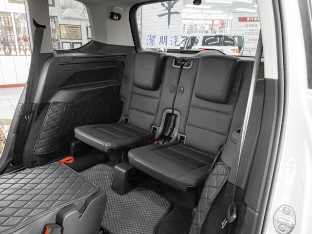 原廠保養！2018年 VW福斯 TOURAN 白 1.4／ACC.恆溫.倒車顯影.CarPlay  第11張相片