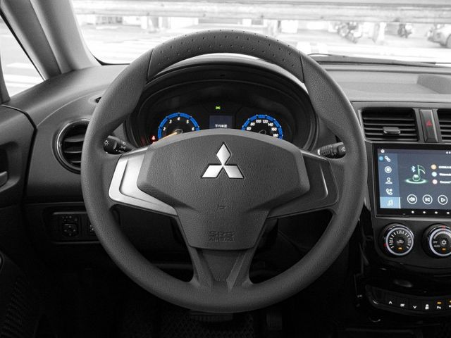 頂級版！2021年 MITSUBISHI三菱 Colt Plus 灰 1.5／I-KEY.循跡防滑.盲點.導航.電尾  第5張相片