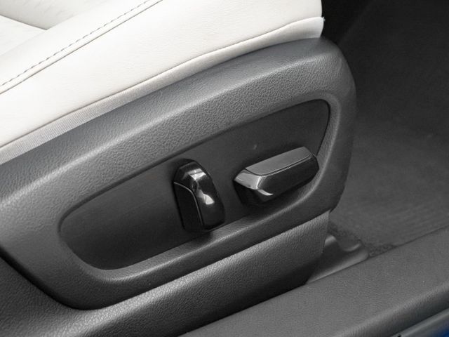 油電休旅！2019年 LEXUS凌志 UX250h 藍 2.0／I-KEY.ACC.車偏.電動椅.電尾  第15張相片