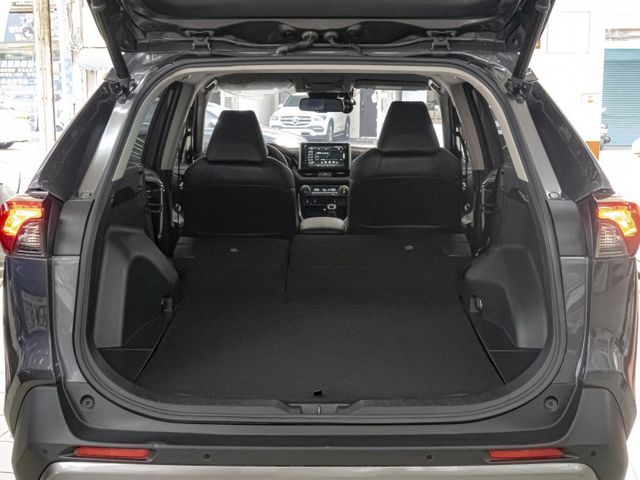 2019年 TOYOTA豐田 RAV4 灰 2.0／I-KEY.ACC.盲點.車偏.環景.電尾  第20張相片