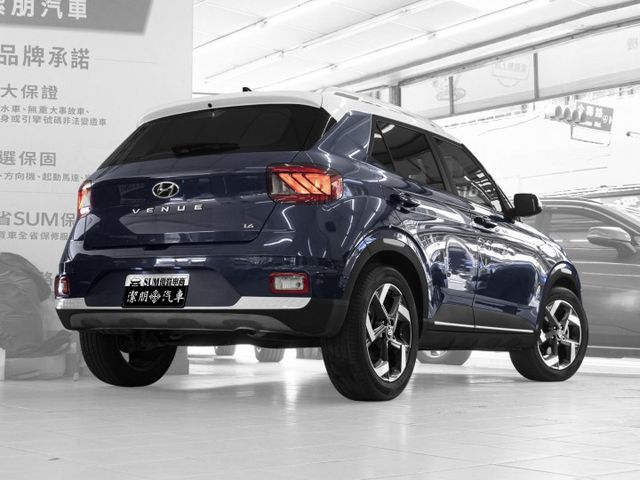 2022年 HYUNDAI現代 VENUE 藍 1.6／定速.車偏.倒車顯影.CarPlay  第2張相片