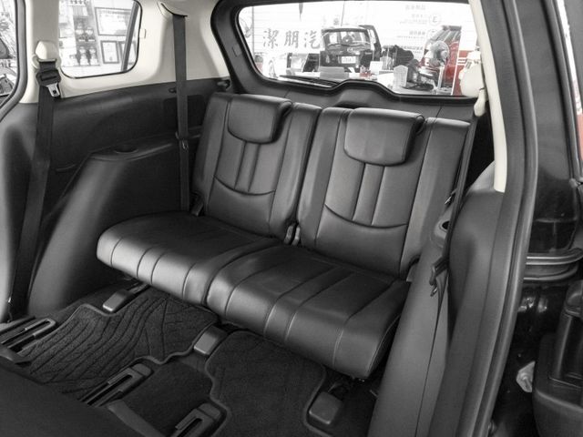 七人座！2011年 MAZDA馬自達 MAZDA5 黑 2.0／天窗.電動椅.倒車雷達.後座出風口  第10張相片