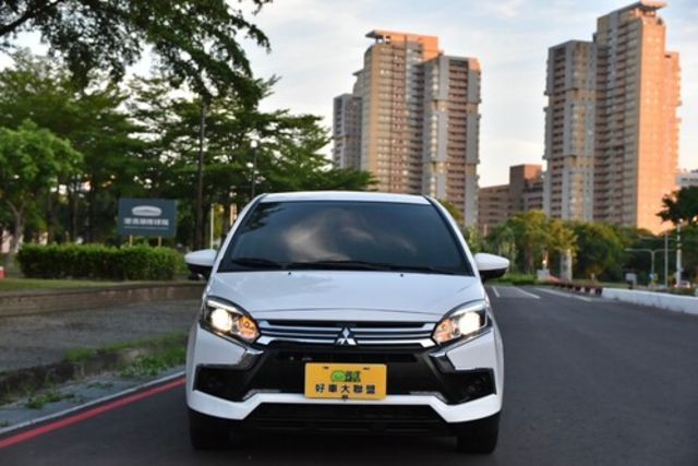 MITSUBISHI三菱 COLT PLUS  第2張相片