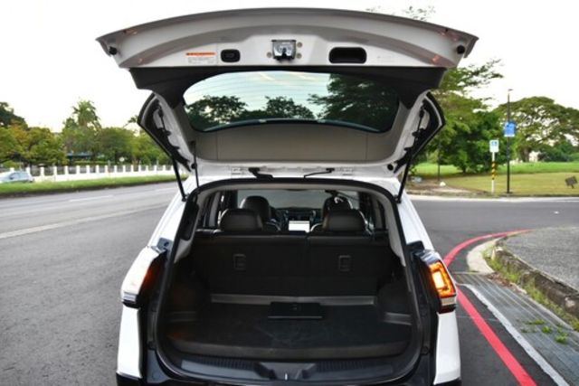 MITSUBISHI三菱 COLT PLUS  第9張相片