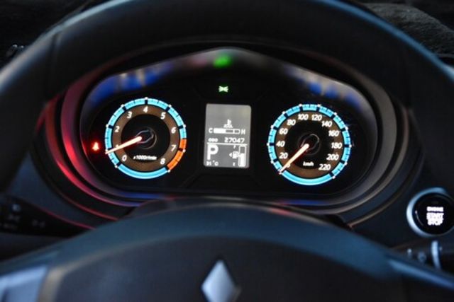 MITSUBISHI三菱 COLT PLUS  第14張相片