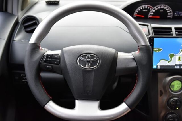 TOYOTA豐田 YARIS  第14張相片