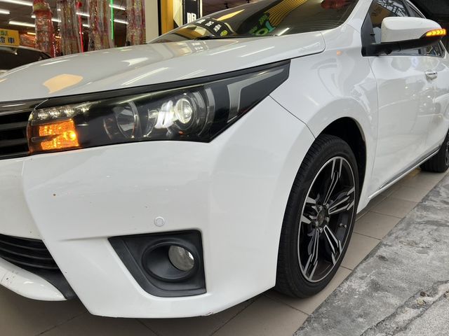 TOYOTA豐田 ALTIS  第5張相片