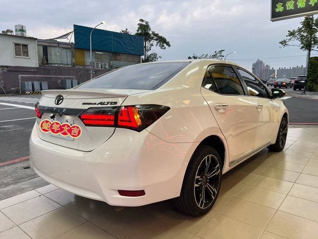 TOYOTA豐田 ALTIS  第6張相片