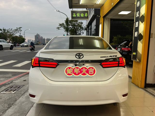 TOYOTA豐田 ALTIS  第7張相片