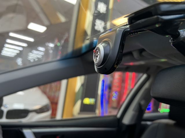 TOYOTA豐田 ALTIS  第15張相片