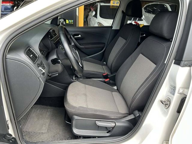 VOLKSWAGEN福斯 POLO  第6張相片