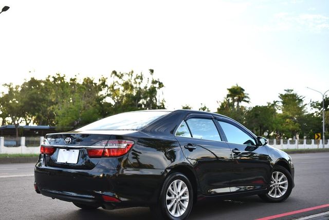 TOYOTA豐田 CAMRY  第3張相片