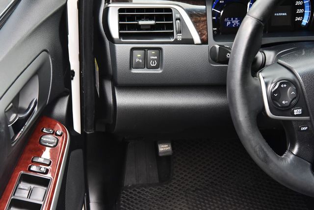TOYOTA豐田 CAMRY HYBRID  第9張相片