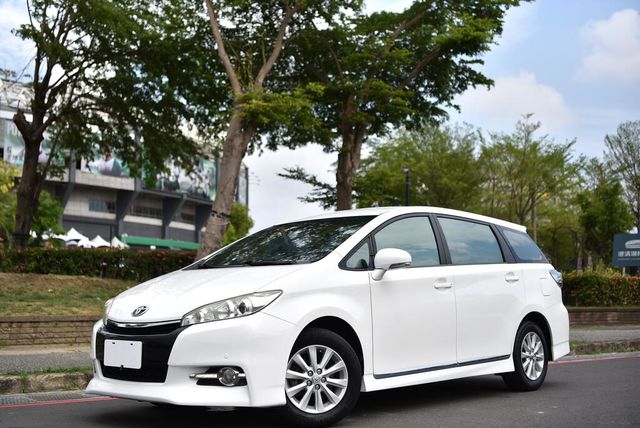 TOYOTA豐田 WISH  第1張相片