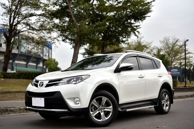 TOYOTA豐田 RAV4  第1張相片
