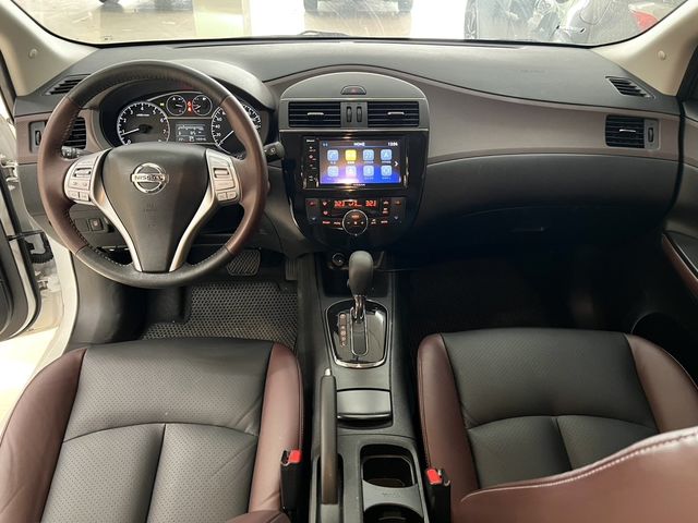 NISSAN日產 TIIDA  第6張相片