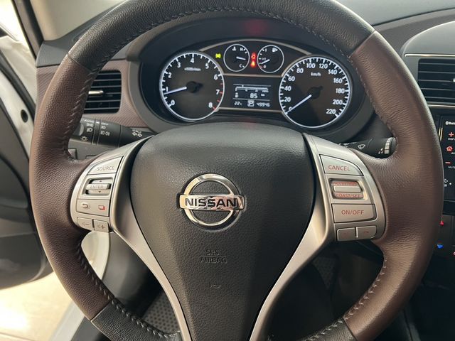 NISSAN日產 TIIDA  第9張相片