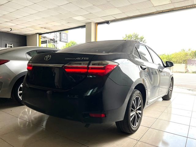 TOYOTA豐田 ALTIS  第3張相片