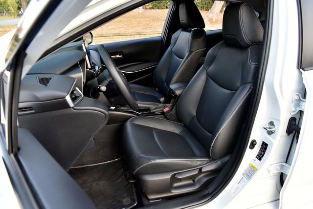 TOYOTA豐田 ALTIS  第6張相片