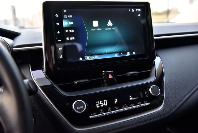 TOYOTA豐田 ALTIS  第10張相片