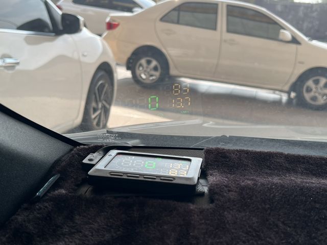 TOYOTA豐田 YARIS  第15張相片