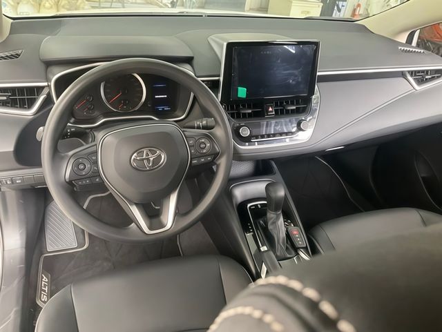 TOYOTA豐田 ALTIS  第7張相片