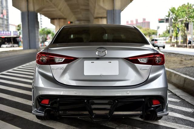 MAZDA馬自達 MAZDA 3  第4張相片