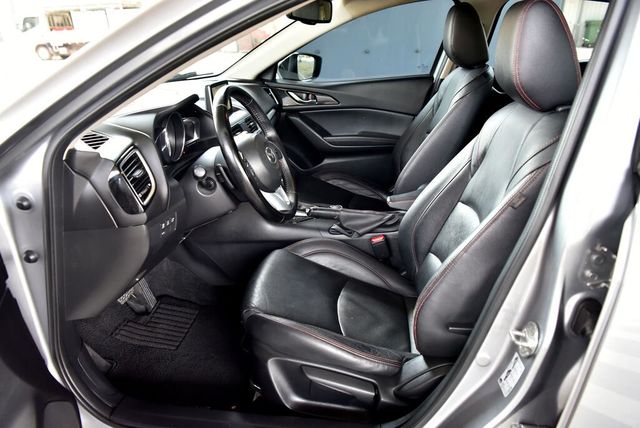 MAZDA馬自達 MAZDA 3  第8張相片