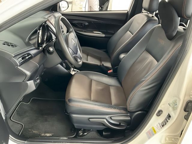 TOYOTA豐田 YARIS  第3張相片