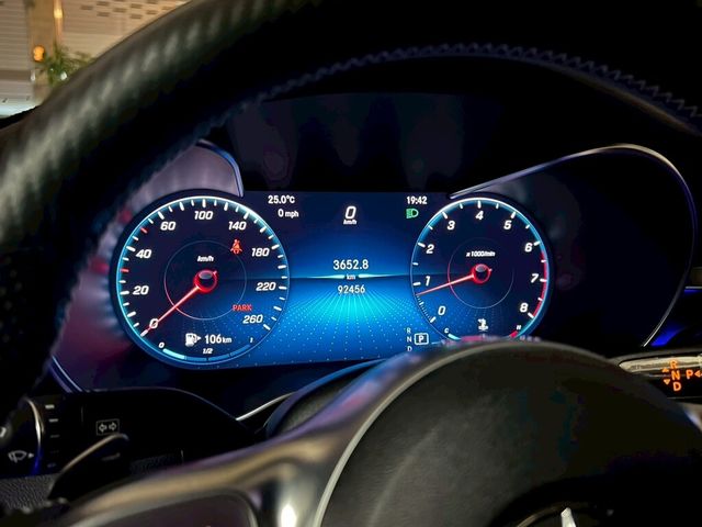 M-BENZ賓士 C300  第14張相片