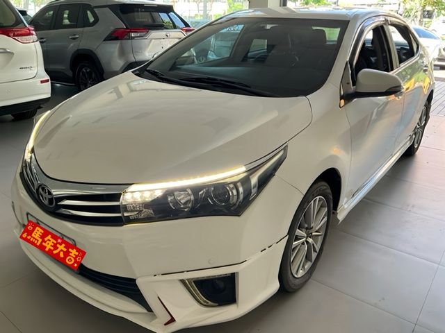 TOYOTA豐田 ALTIS  第1張相片