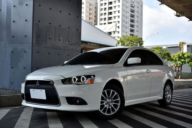 MITSUBISHI三菱 LANCER IO  第1張相片