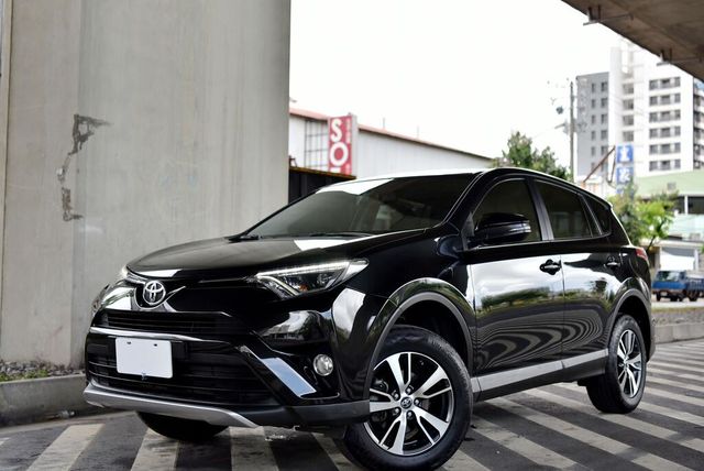 TOYOTA豐田 RAV4  第1張相片
