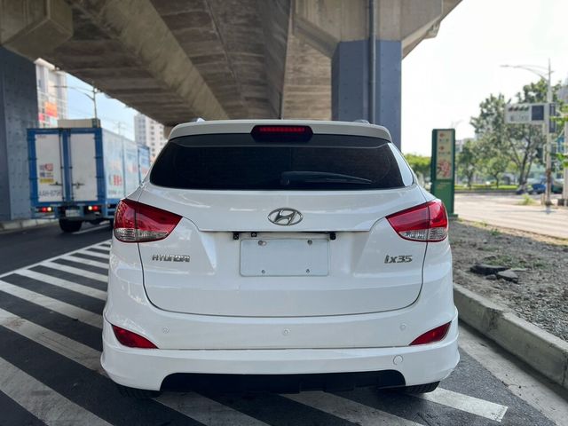 HYUNDAI現代 IX35  第4張相片