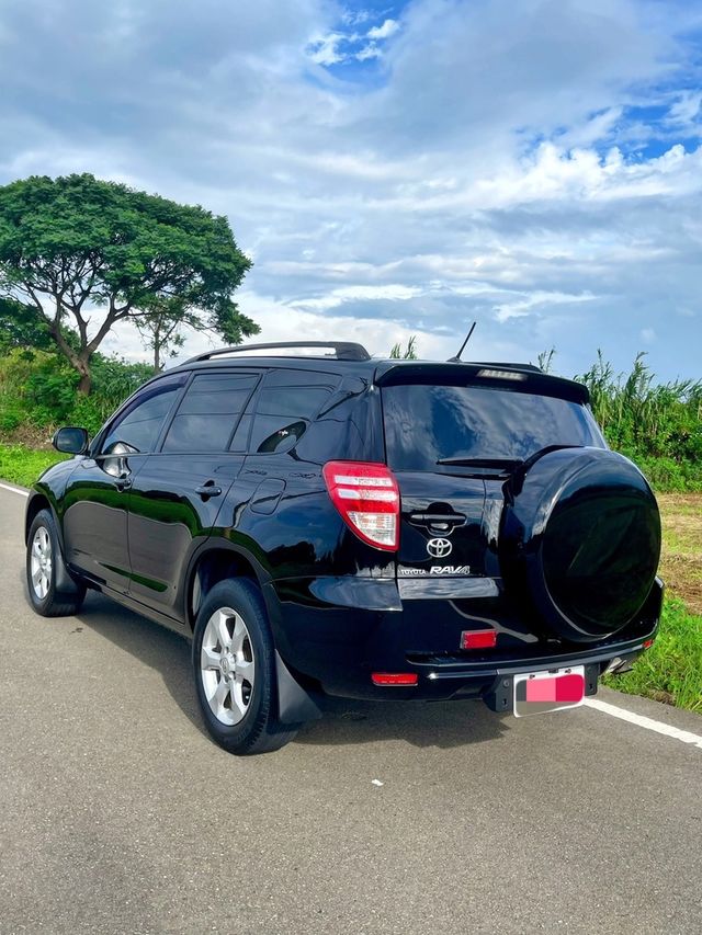 TOYOTA豐田 RAV4  第5張相片