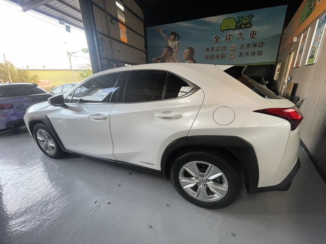 LEXUS凌志 UX250H  第1張相片