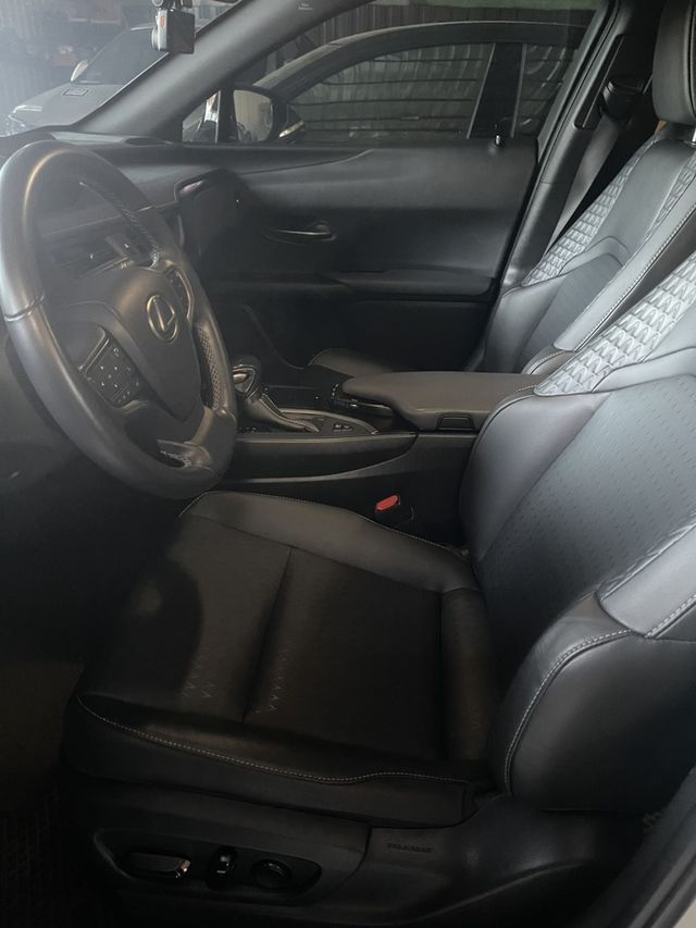 LEXUS凌志 UX250H  第2張相片