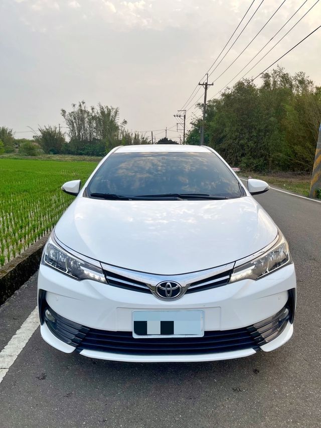 TOYOTA豐田 ALTIS  第2張相片