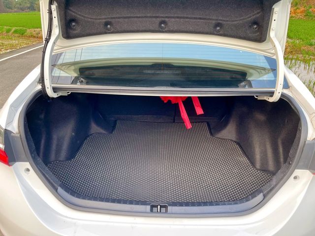 TOYOTA豐田 ALTIS  第14張相片