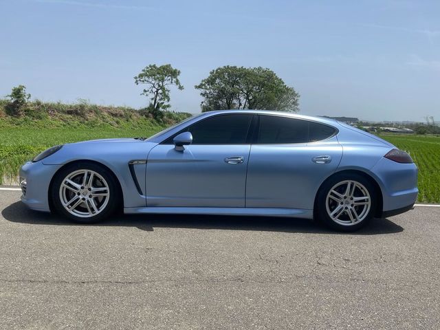 PORSCHE保時捷 PANAMERA  第6張相片