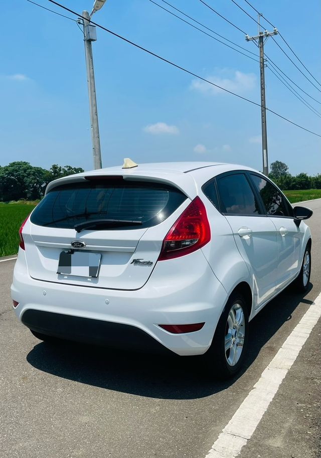 FORD福特 FIESTA  第7張相片