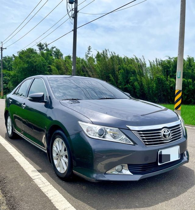 TOYOTA豐田 CAMRY  第3張相片