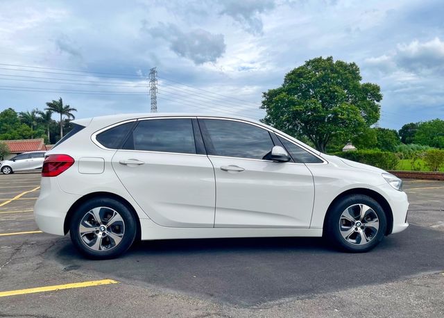 BMW寶馬 218I  第3張相片