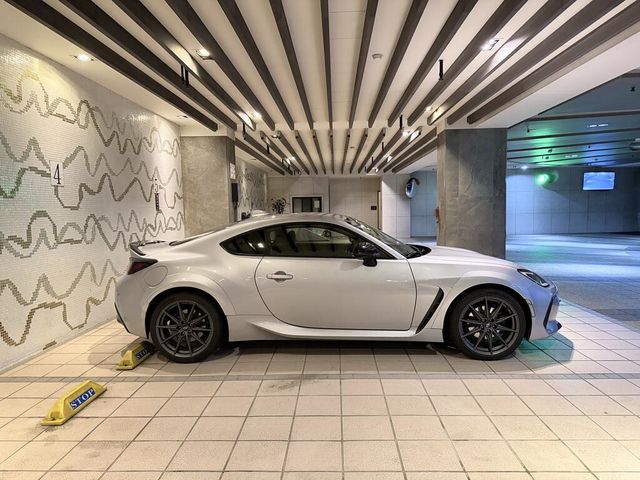 SUBARU速霸陸 BRZ  第3張相片