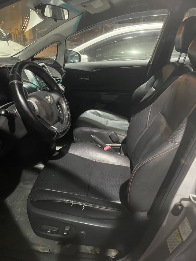 TOYOTA豐田 WISH  第2張相片