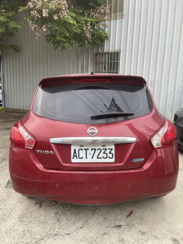 NISSAN日產 TIIDA  第2張相片