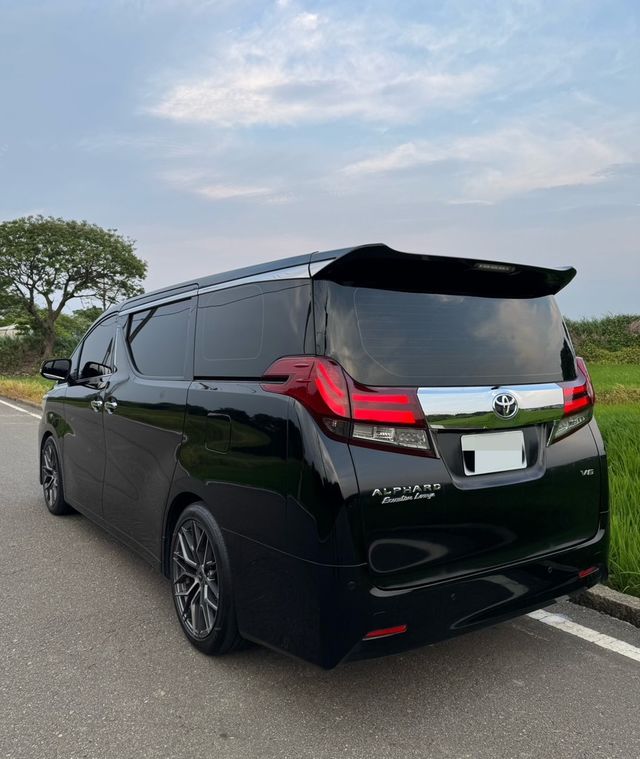 TOYOTA豐田 ALPHARD  第5張相片