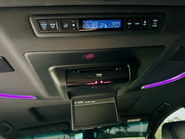 TOYOTA豐田 ALPHARD  第13張相片