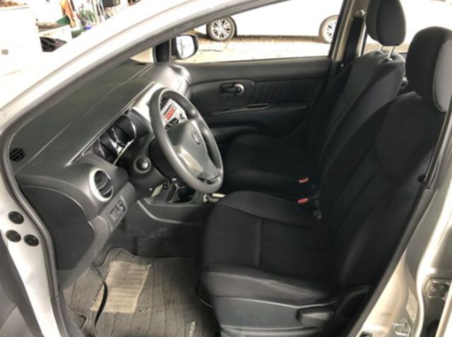 NISSAN日產 LIVINA  第3張相片