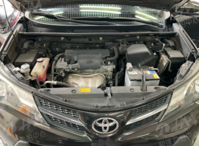 TOYOTA豐田 RAV4  第8張相片